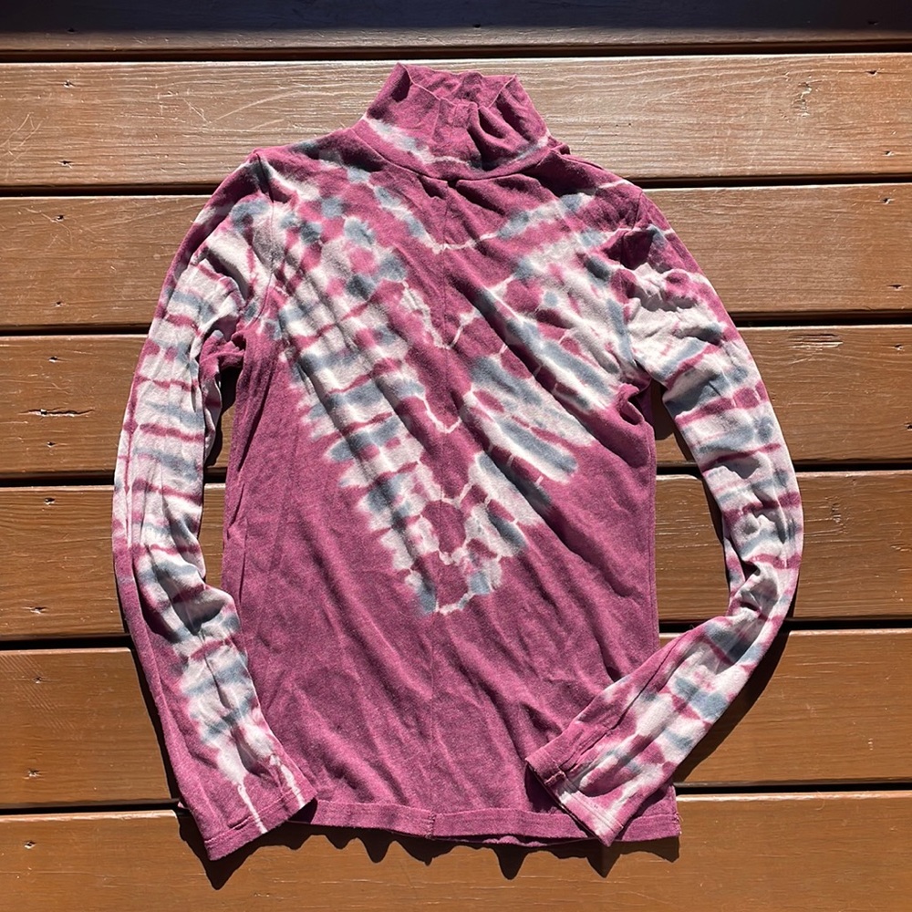We The Free purple tie dye turtle neck long sleeve, size extra large